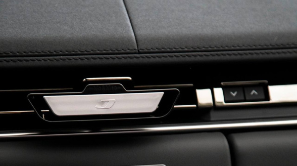 photo-2025-01-10-22-41-04-2